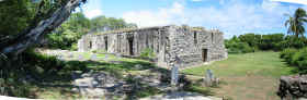 ruin_pano.jpg (51264 bytes)
