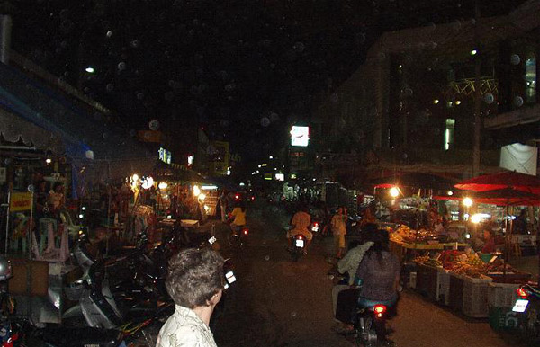 08nite_market